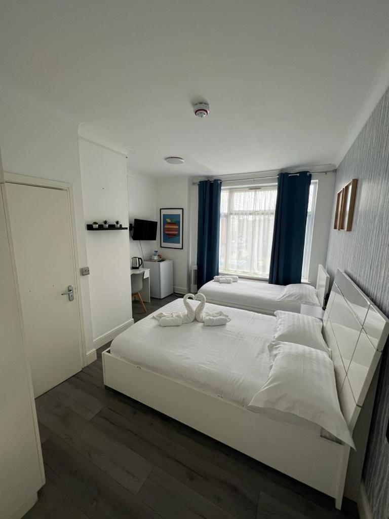 Diana Hotel Londra Camera foto